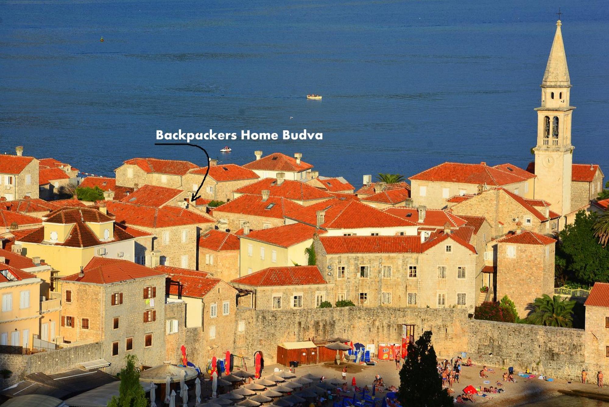 Montenegro Backpackers Home Будва Екстериор снимка